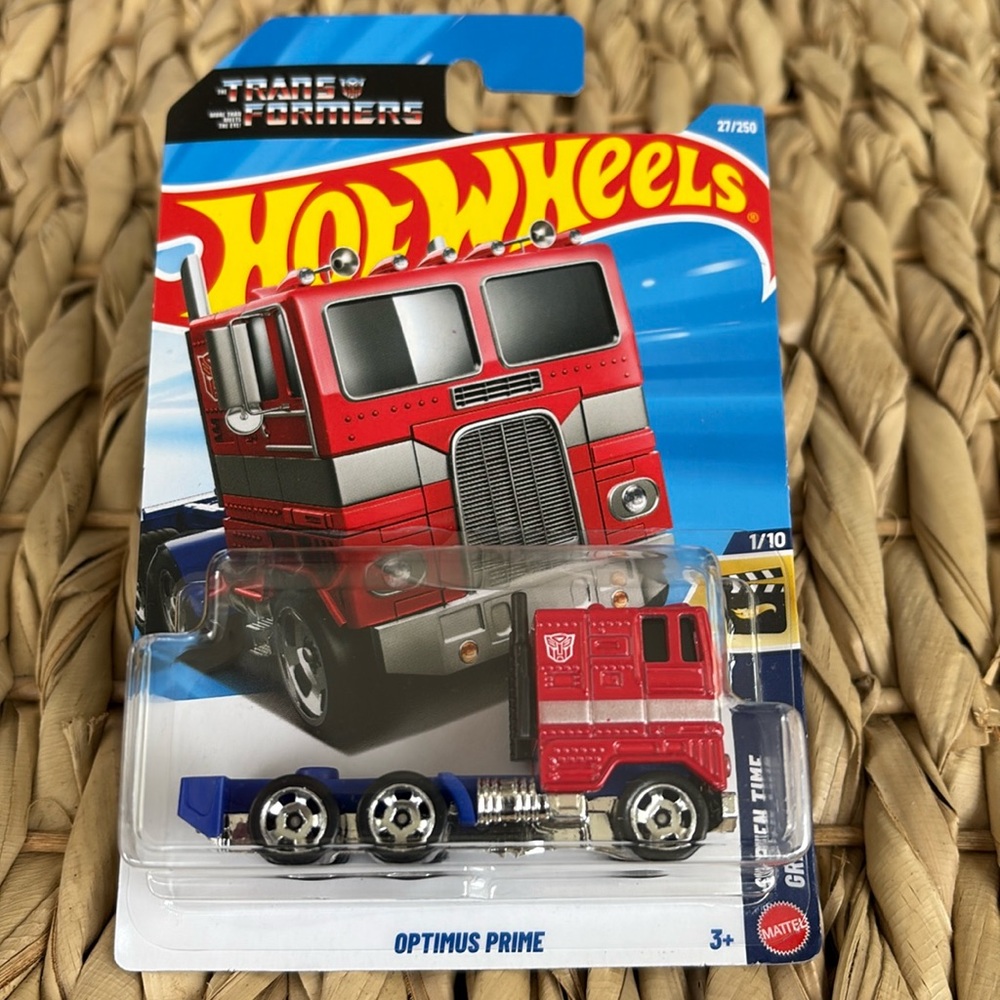 Hot Wheels Transformers Optimus Prime Semi Truck Hotwheels Trans Formers Rig 🆕